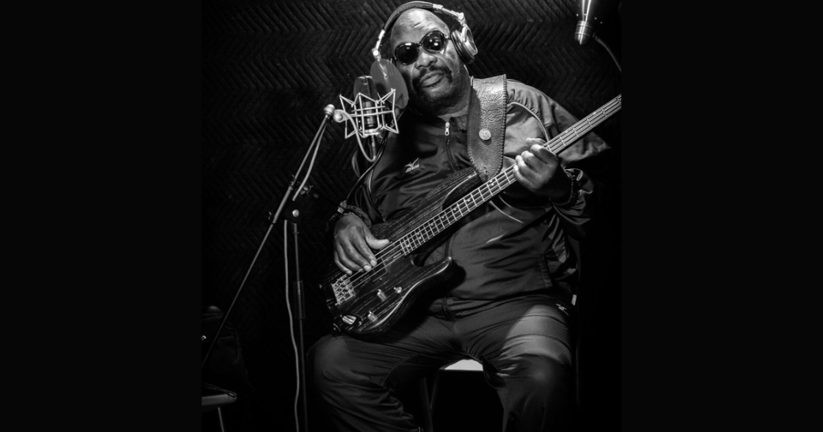 Baskytarová posilovna 75 avantgardní funk Paula Jacksona frontman.cz